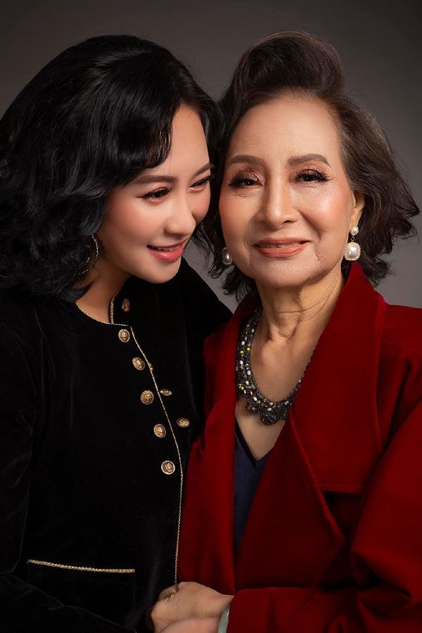 Mẹ ruột Khánh Linh: U80 vẫn được khen trẻ đẹp, từng là mỹ nhân làng nhạc-1