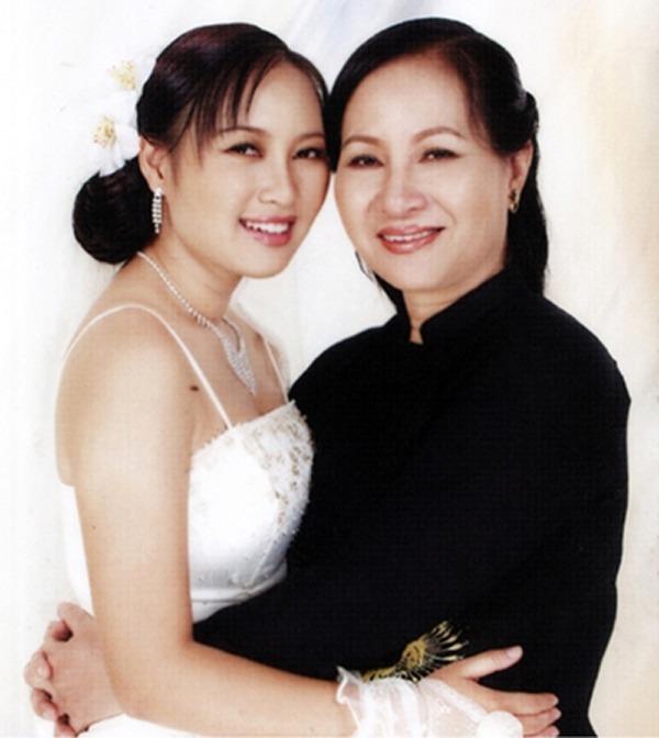 Mẹ ruột Khánh Linh: U80 vẫn được khen trẻ đẹp, từng là mỹ nhân làng nhạc-2