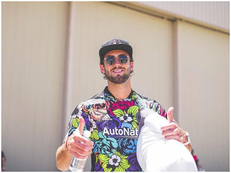 Người đồng đội giàu hơn cả Messi, gia thế thuộc hàng siêu khủng, có cuộc sống như mơ-3