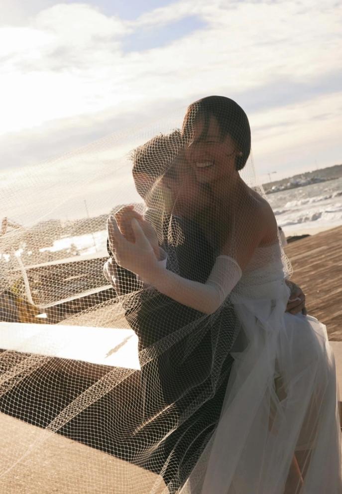 Siêu mẫu Tuyết Lan tiết lộ lễ cưới với chồng bác sĩ-4