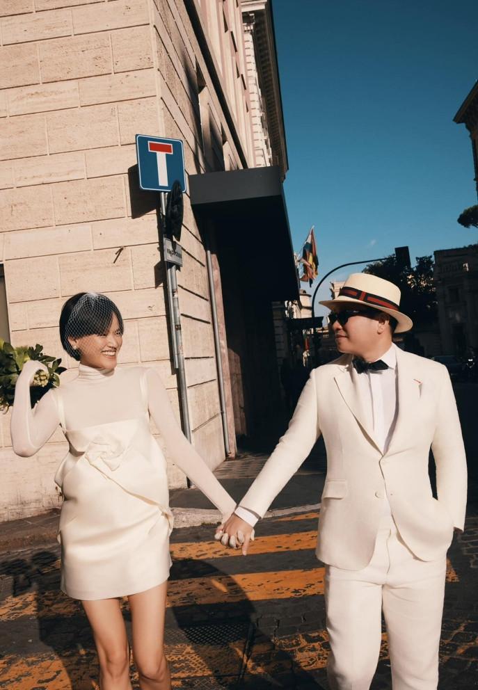 Siêu mẫu Tuyết Lan tiết lộ lễ cưới với chồng bác sĩ