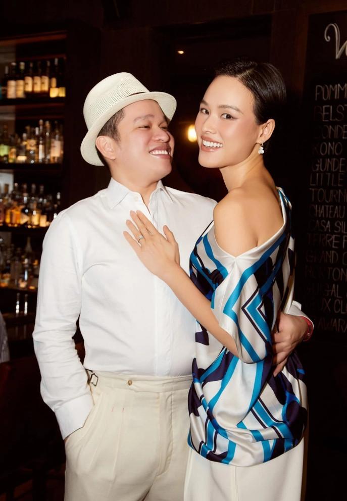 Siêu mẫu Tuyết Lan tiết lộ lễ cưới với chồng bác sĩ-7