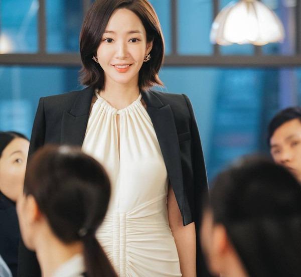 Park Min Young tiết lộ từng trầm cảm vì tình cũ, bác sĩ nhắc nhở 4 dấu hiệu tinh thần đang kêu cứu-3