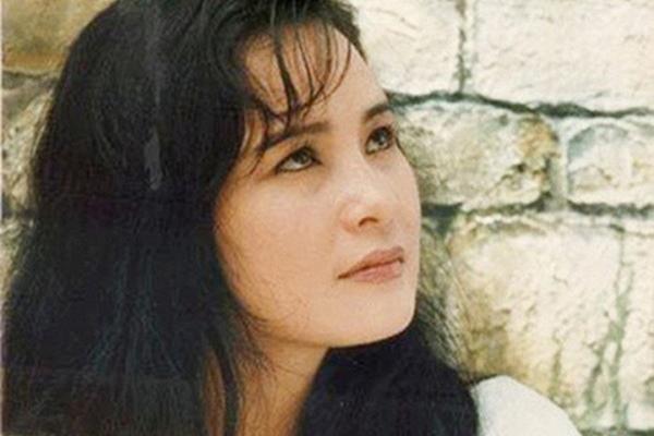 Hôn nhân đời thực của mỹ nhân Hà thành xưa: NSƯT Quế Hằng được chồng ủng hộ sự nghiệp-6