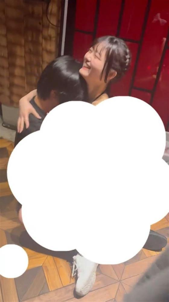 Văn hóa thần tượng ngầm của Nhật Bản biến tướng thành hoạt động mại dâm-1