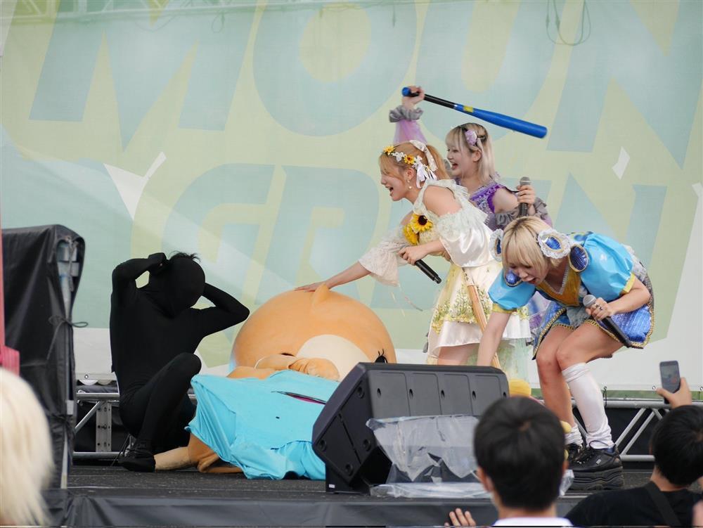 Văn hóa thần tượng ngầm của Nhật Bản biến tướng thành hoạt động mại dâm-7