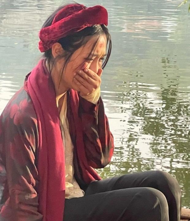 Nữ diễn viên tay ngang đóng vai ả đào trong Đào, phở và piano-1