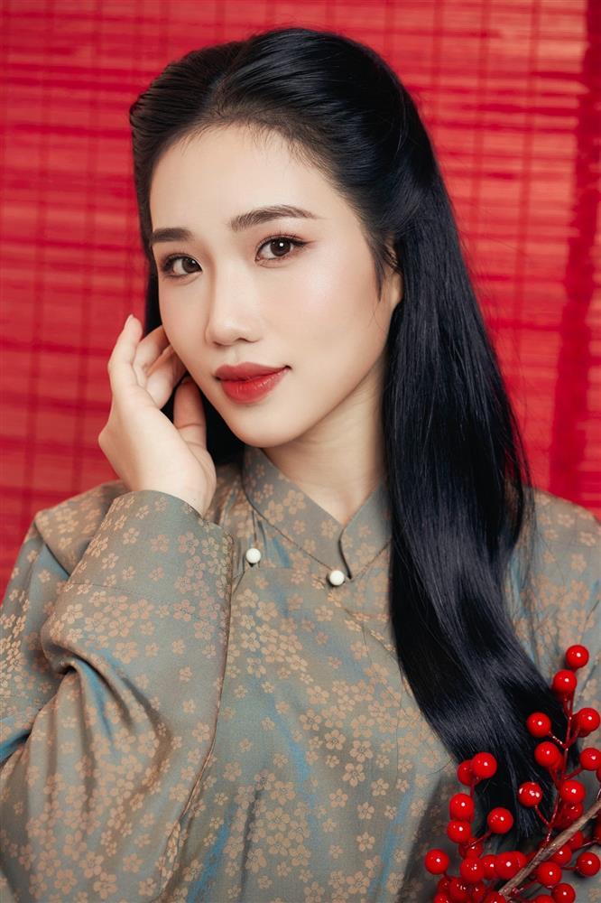 Nữ diễn viên tay ngang đóng vai ả đào trong Đào, phở và piano-5