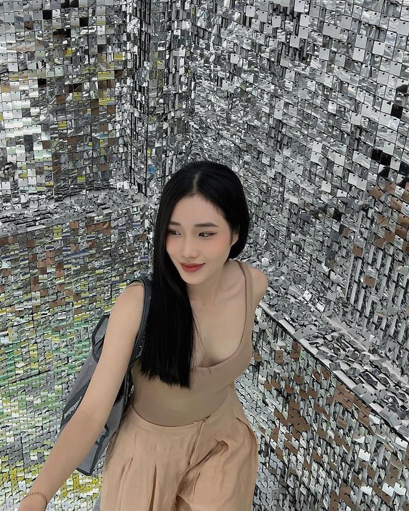 Nữ diễn viên tay ngang đóng vai ả đào trong Đào, phở và piano-6