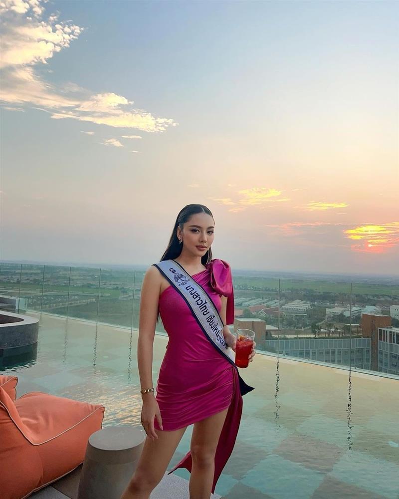 Ngoại hình Hoa hậu Thái Lan 2024-7