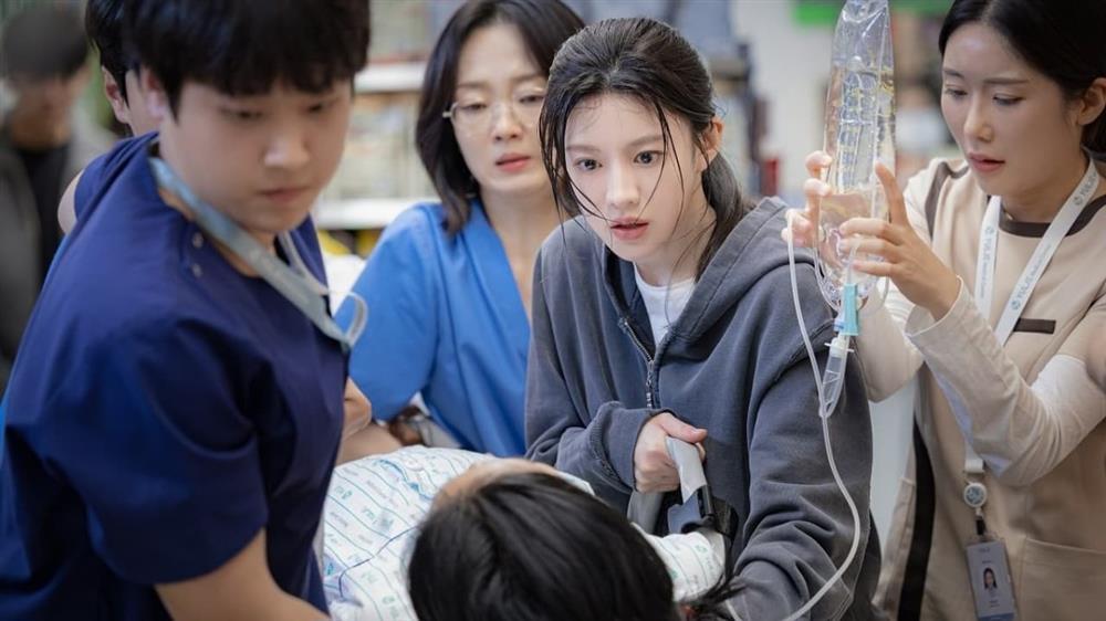 Phim về bác sĩ của Hàn có nguy cơ bị cấm sóng giữa làn sóng đình công-2