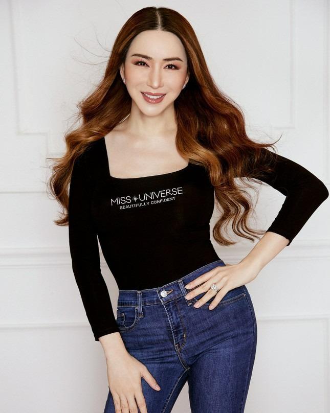 Nữ tỷ phú Hoa hậu Hoàn vũ nói video bị lộ đã được cắt ghép-1