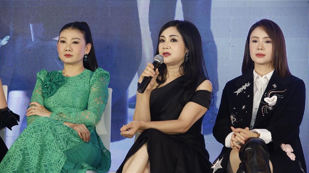 Thúy Diễm được bạn diễn bế bồng do chấn thương-5