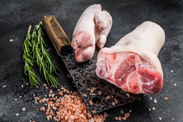 Có nên chần thịt lợn qua nước sôi trước khi chế biến?-2