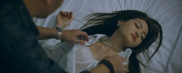 Chúng Ta Của 8 Năm Sau bị khán giả quay lưng-2