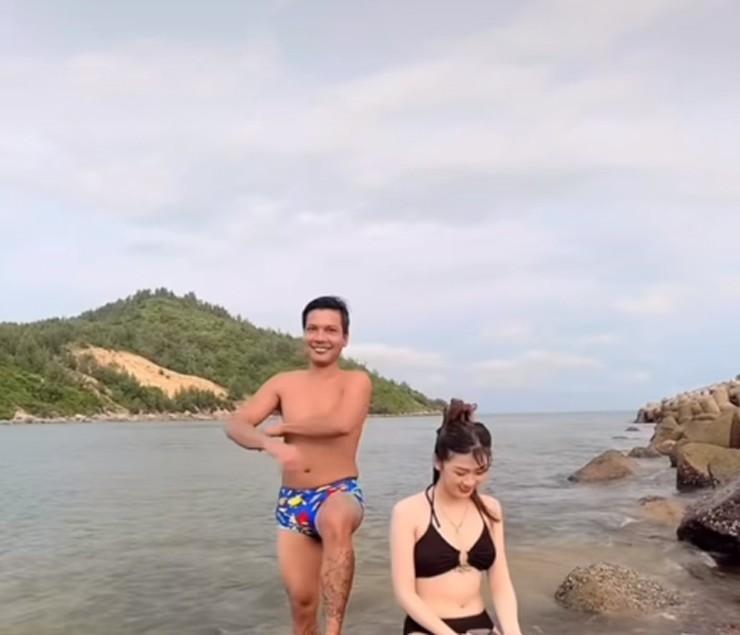Lộc Fuho gây chú ý khi đăng clip đi biển bên người đẹp-1