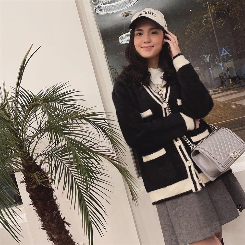 Vợ Duy Mạnh khoe túi Hermès được chồng tặng và bộ sưu tập hàng hiệu đắt đỏ-6