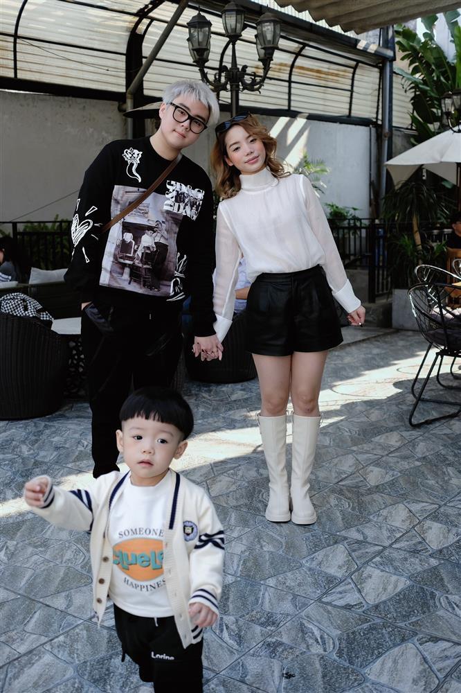 Hot girl dancesport Minh Ánh kể chuyện lấy chồng ở tuổi 20-4