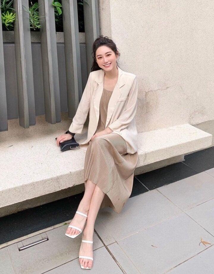 Phối đồ tông nâu be ấm áp và sang trọng-7