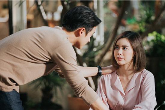 Nghi ngờ vợ 'bao nuôi' tình trẻ bên ngoài, đến một ngày tôi 'bắt thóp' việc làm của cô ấy chỉ bằng một câu nói