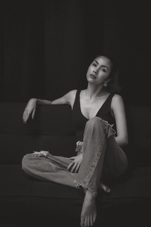 Tăng Thanh Hà khoe ảnh đi chơi cùng con trai, fan lại xuýt xoa vóc dáng thon gọn gợi cảm-4