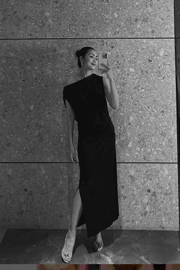 Tăng Thanh Hà khoe ảnh đi chơi cùng con trai, fan lại xuýt xoa vóc dáng thon gọn gợi cảm-9