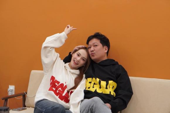 Nhã Phương tích cực khoe ảnh tình bể bình bên ông xã Trường Giang giữa bão thị phi-3