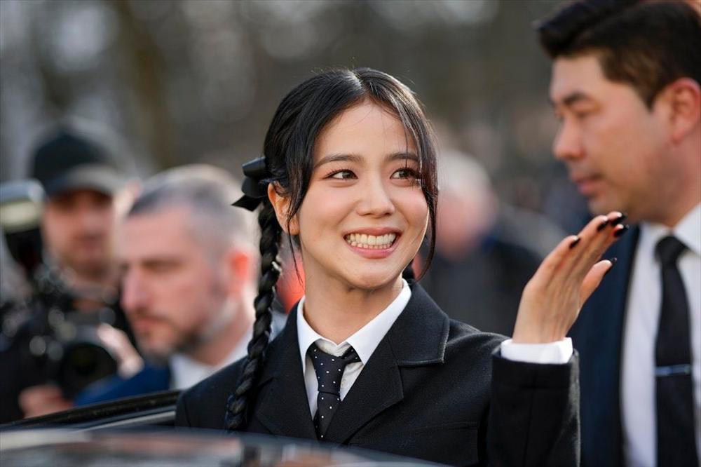 Ảnh chưa qua chỉnh sửa của Lee Young Ae-3