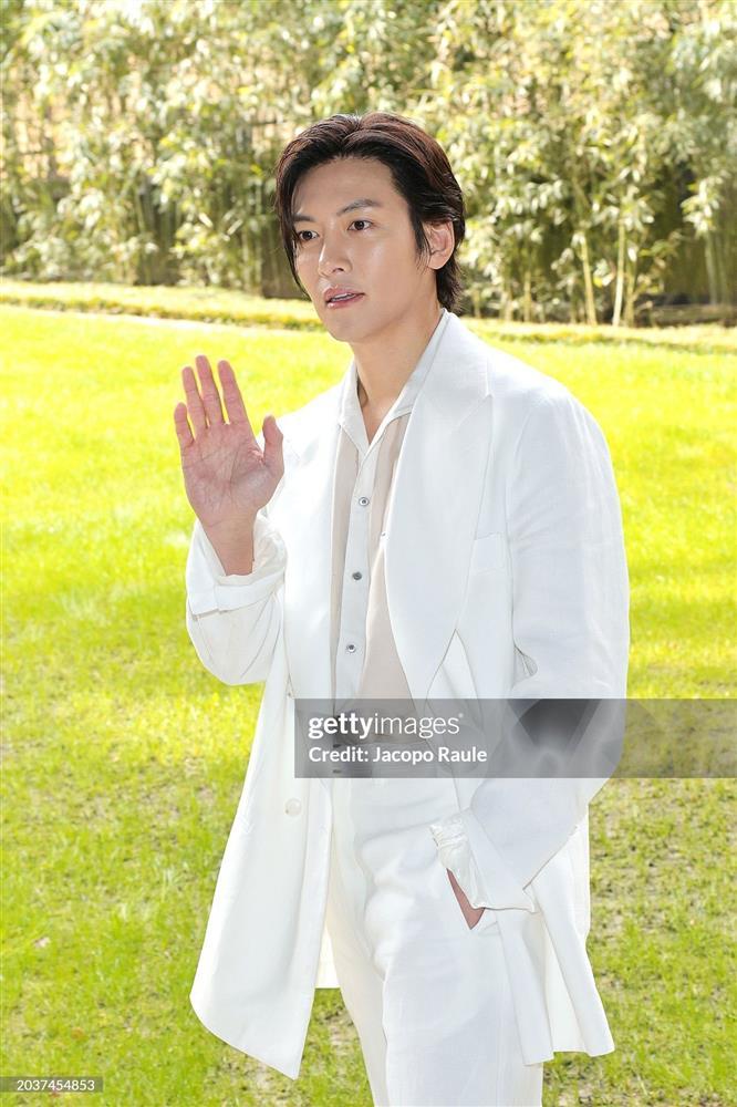 Ảnh chưa qua chỉnh sửa của Lee Young Ae-6