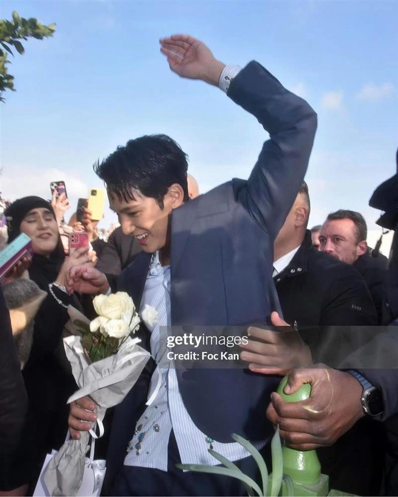 Chân dung nam ca sĩ được cả thế giới nhận làm chồng-2