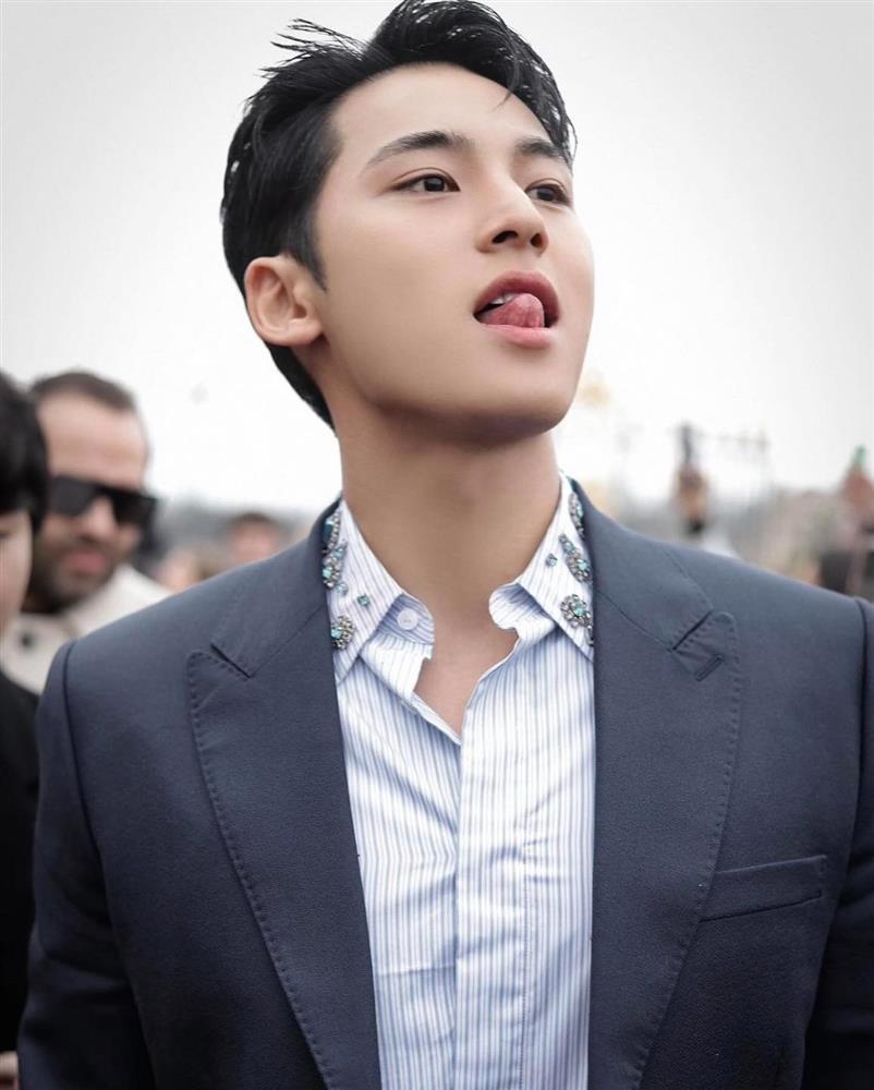 Chân dung nam ca sĩ được cả thế giới nhận làm chồng-7