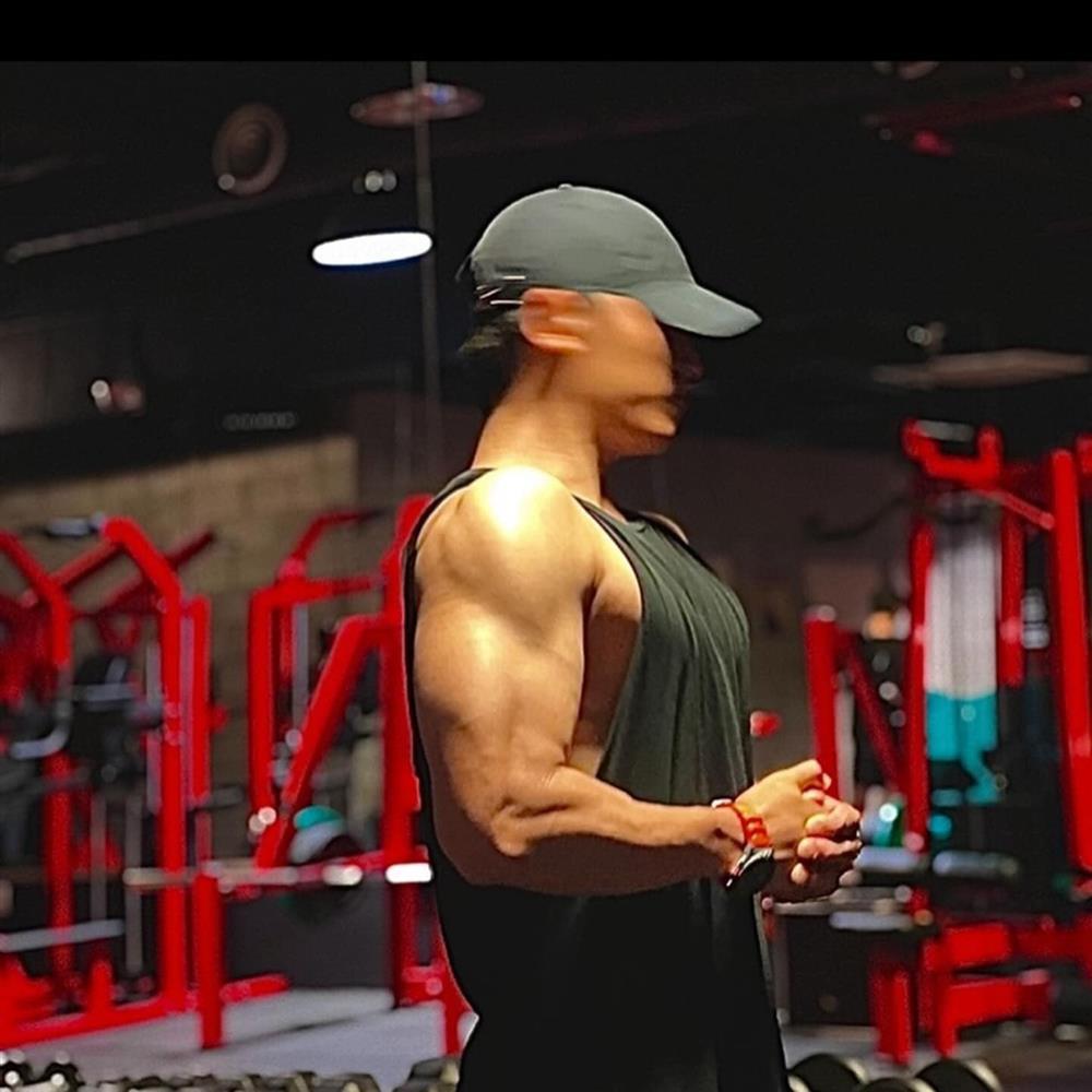 Chân dung nam ca sĩ được cả thế giới nhận làm chồng-15