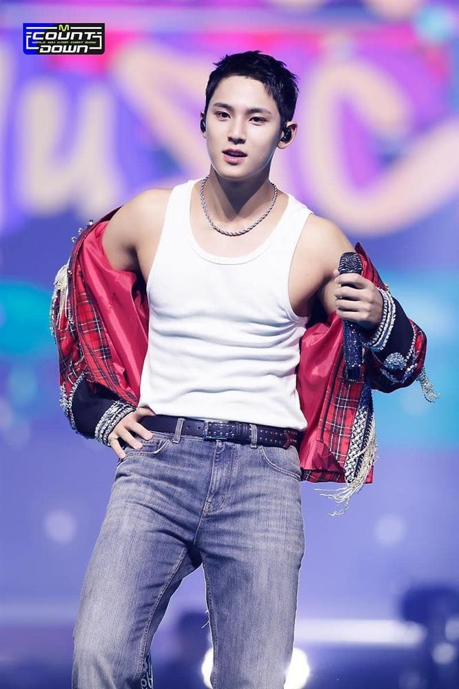 Chân dung nam ca sĩ được cả thế giới nhận làm chồng-17