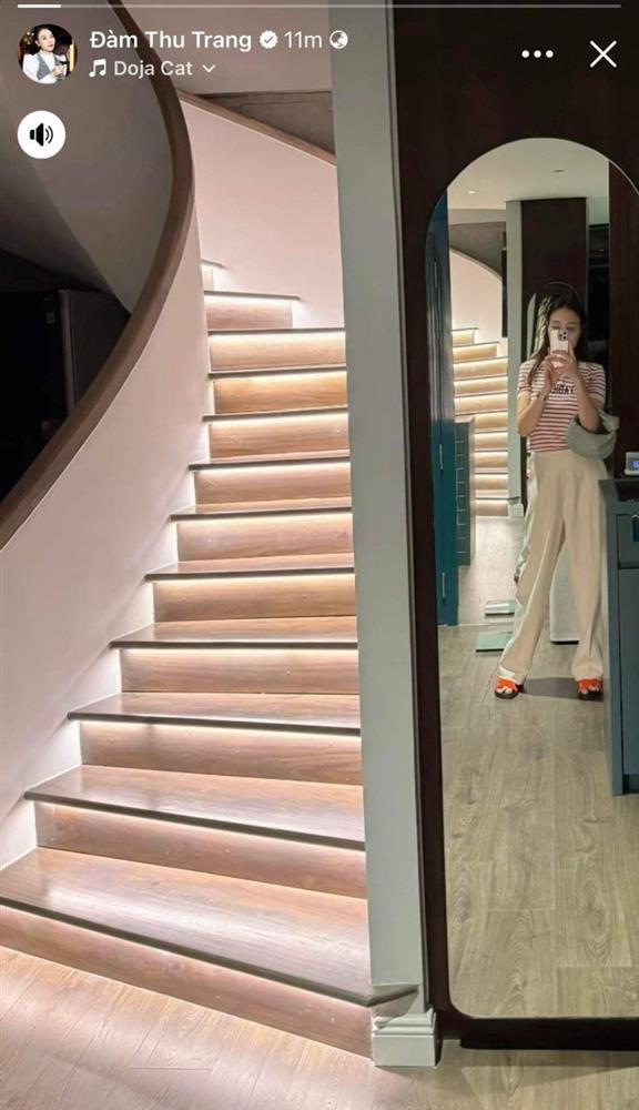 Chuẩn dâu hào môn như Đàm Thu Trang, sắm loạt dép bệt giá gần nghìn đô chỉ để mang trong nhà-2