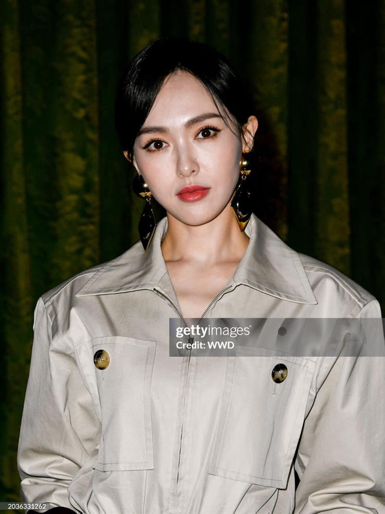 Đường Yên khoe visual cực mướt tại show Saint Laurent: U45 vẫn đẹp đến chao đảo-4