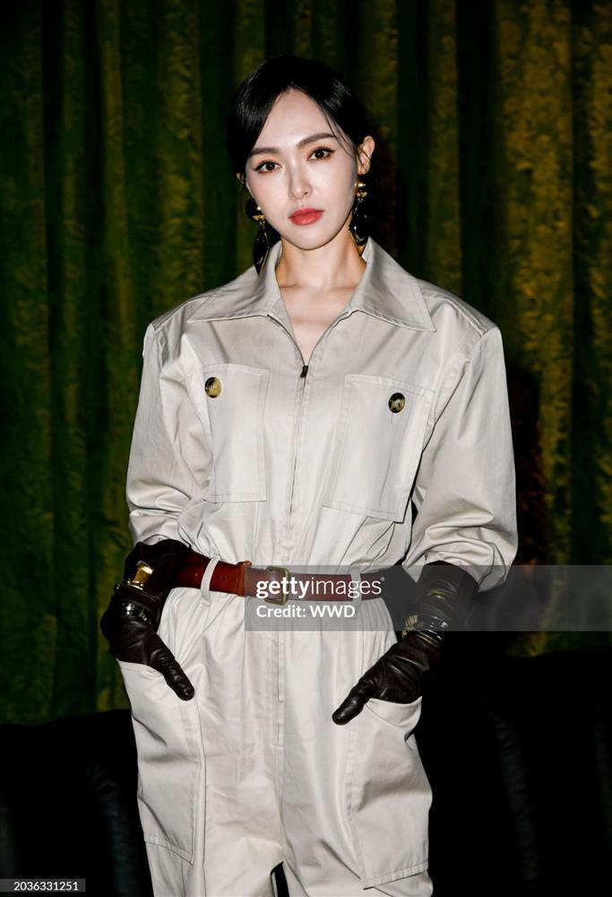 Đường Yên khoe visual cực mướt tại show Saint Laurent: U45 vẫn đẹp đến chao đảo-5