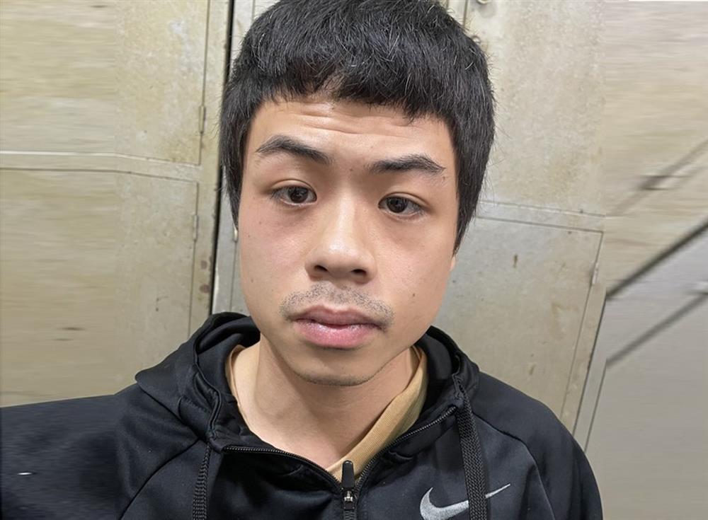 Níu kéo tình cảm bằng dao bấm và khóa số 8-1