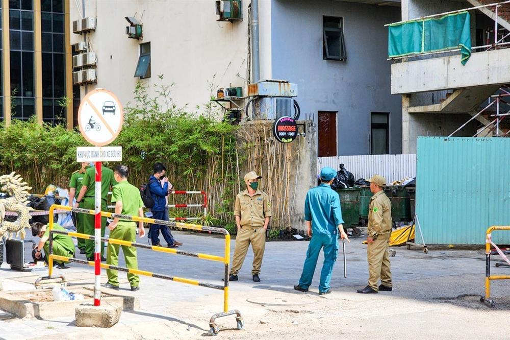 Phát hiện thi thể chưa rõ lai lịch cạnh điểm tập kết rác ở Đà Nẵng-2