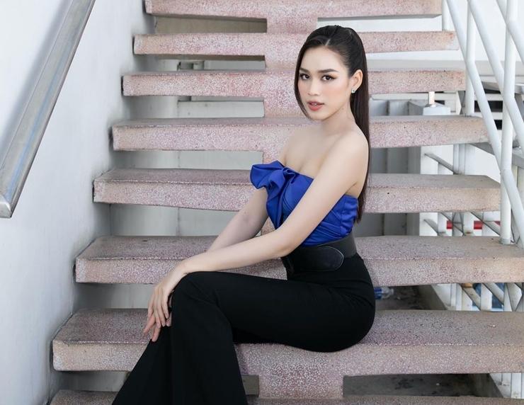 Hình thể ấn tượng của 3 mỹ nhân dạy đi dạy đứng, Đỗ Thị Hà có hơn nàng mẫu 2 con?-5