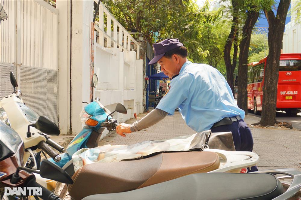 Cảnh trái ngược TPHCM - Hà Nội: Nơi nắng rát mặt, chỗ khốn khổ vì rét buốt-13