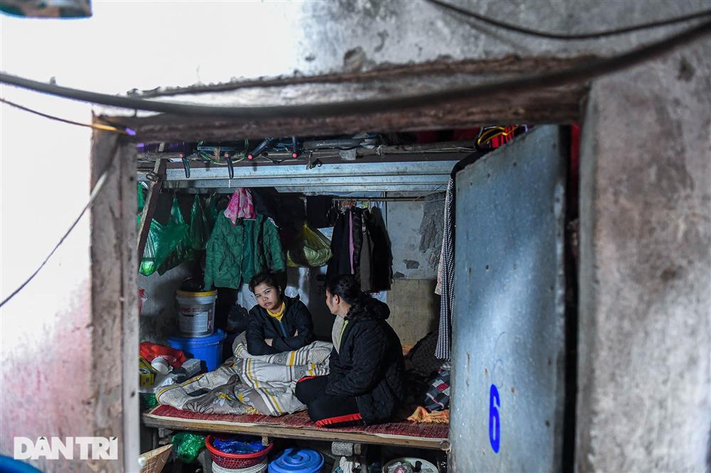 Cảnh trái ngược TPHCM - Hà Nội: Nơi nắng rát mặt, chỗ khốn khổ vì rét buốt-6