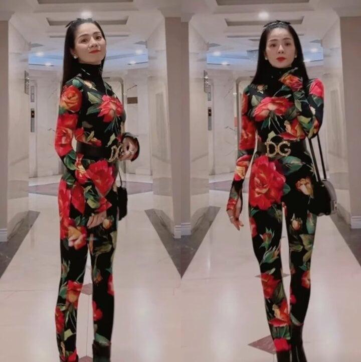 Gu thời trang bị chê ngày càng lạ và sến của Lệ Quyên-4
