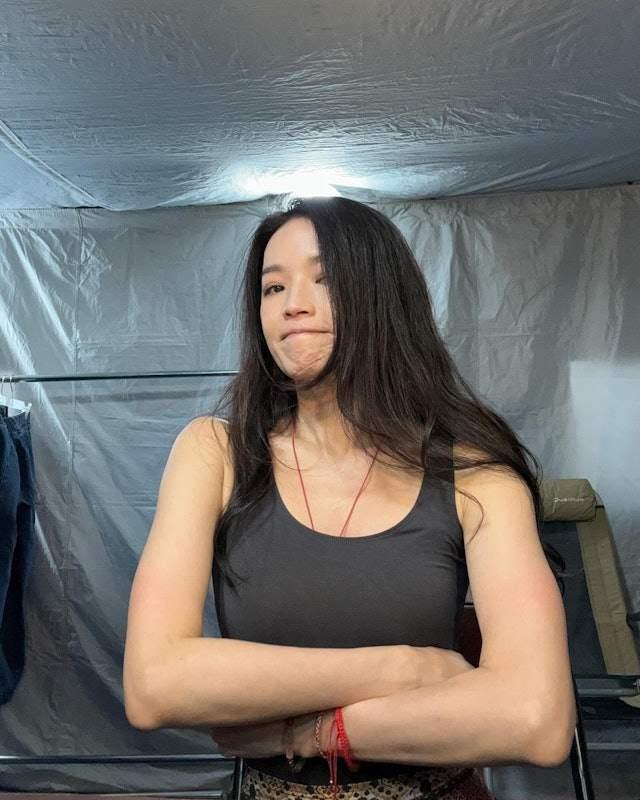 Sự thật về bức ảnh gây xôn xao của Thư Kỳ-4