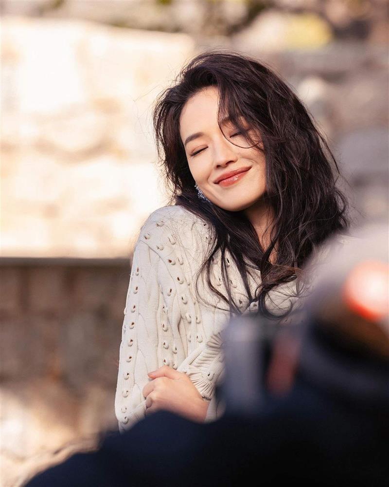 Sự thật về bức ảnh gây xôn xao của Thư Kỳ-7