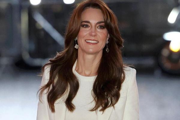 Công nương Kate xuất hiện-4