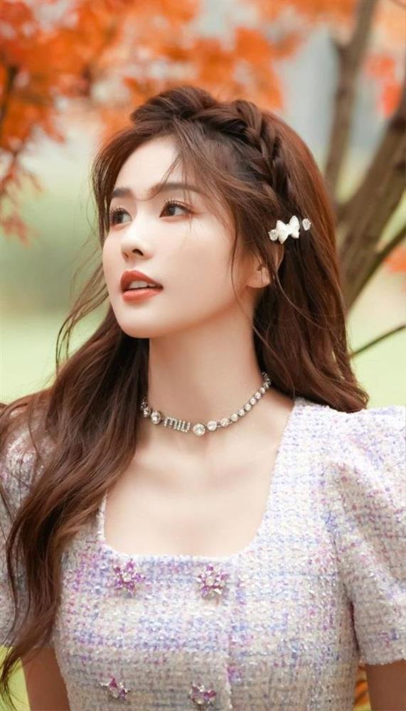 Gương mặt bị lỗi trang điểm của Bạch Lộc: Hóa ra khi không có photoshop-2