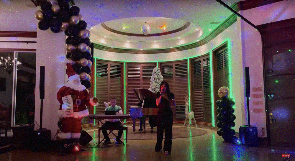 Hé lộ cuộc sống của chồng cũ ca sĩ Thu Phương ở tuổi 56 bên vợ Mỹ, bất ngờ với dinh thự đôi sang trọng bề thế-13