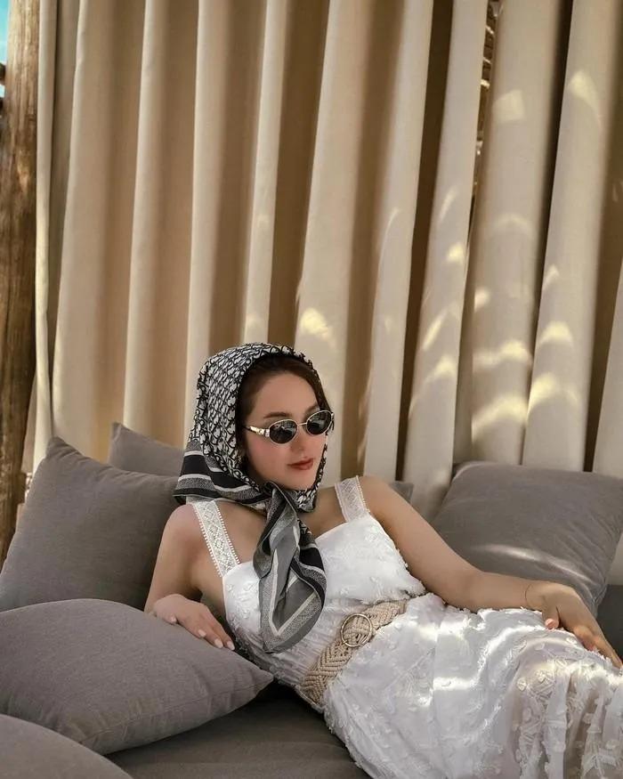 Phong cách trẻ trung, nổi bật của Minh Hằng ở tuổi 37-4