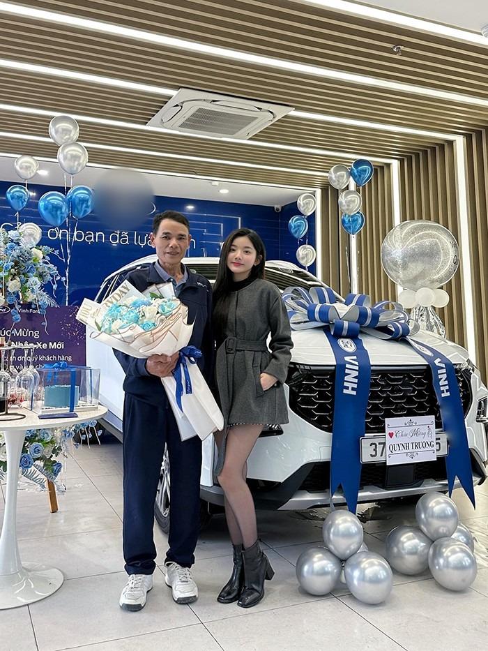 Nữ sinh Kinh tế được mệnh danh tiên nữ mukbang, ngoài 20 tuổi đã tậu xế hộp tiền tỷ-3