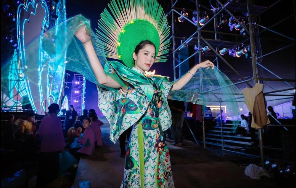 Phản ứng của BTC Hoa hậu Đồng bằng sông Cửu Long khi Nam Em đòi khởi kiện-1